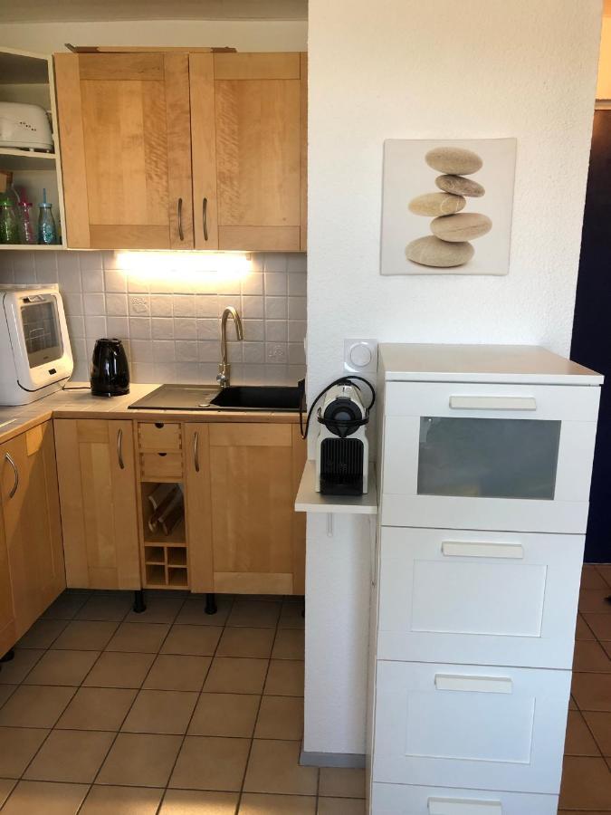 Climatise Avec Piscine & Bleu Marine Apartment *
